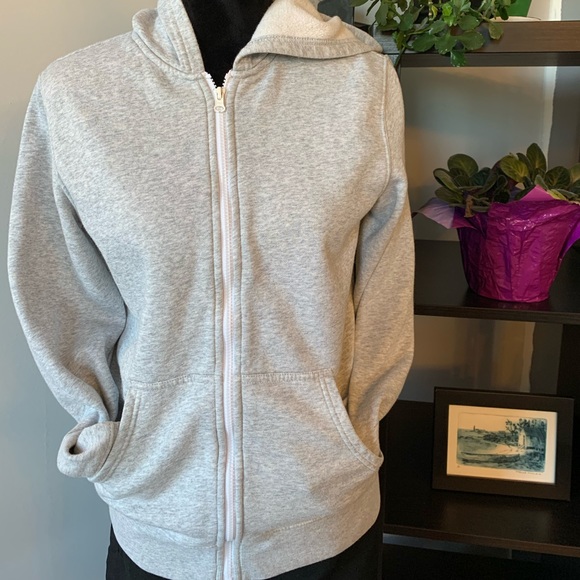 Awesome ‘Hannah’ sweatshirt! - Picture 2 of 3